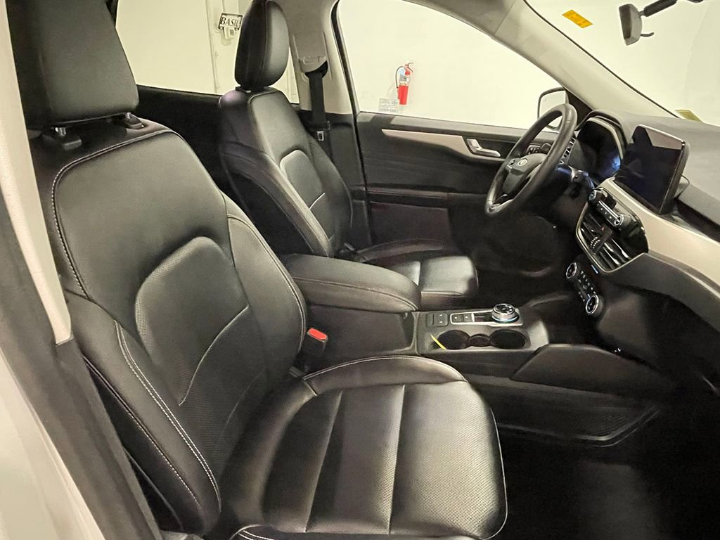 Used 2022 Ford Escape SEL w/ Technology Package image 26