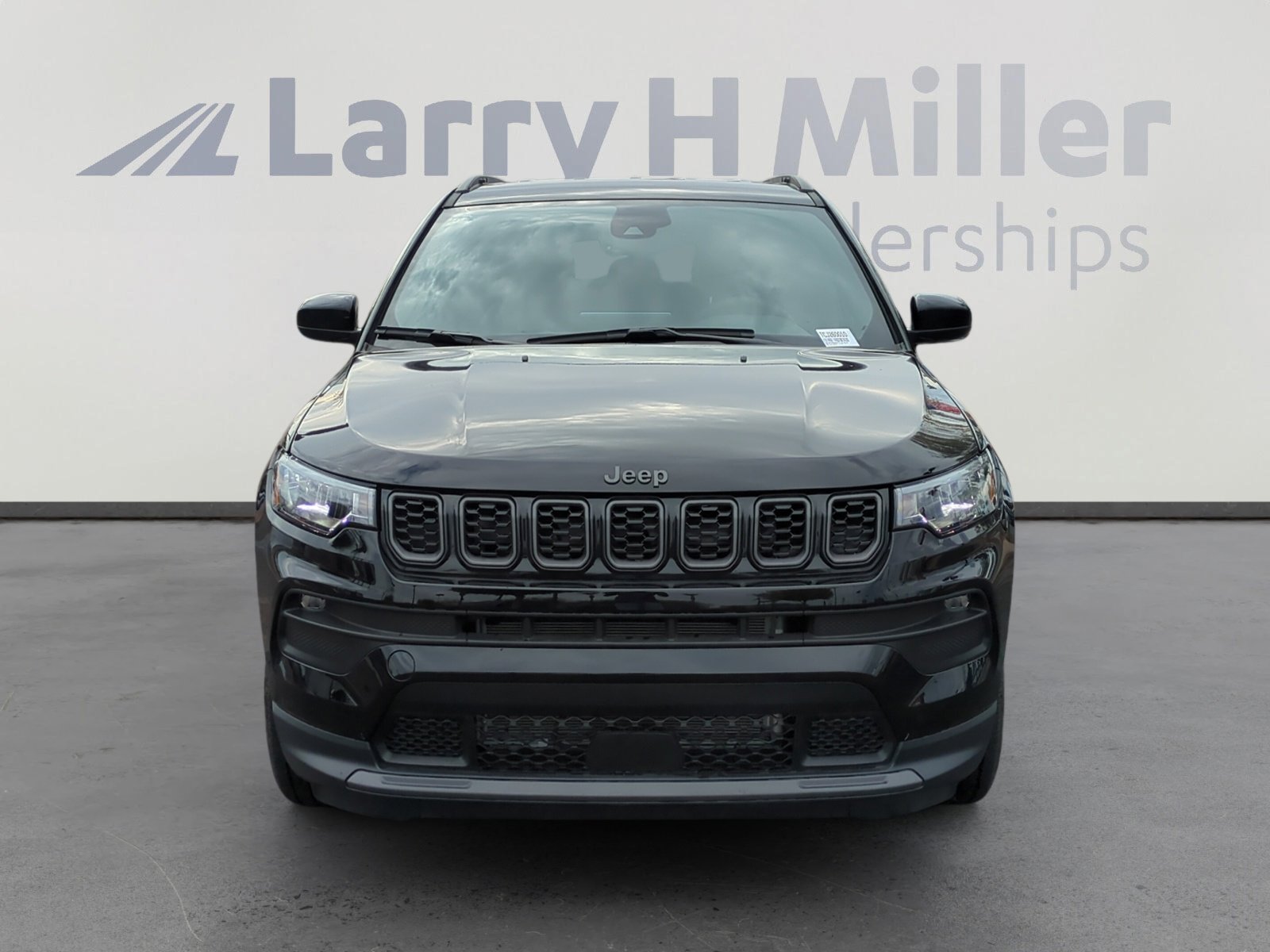 New 2026 Jeep Compass Latitude image 8