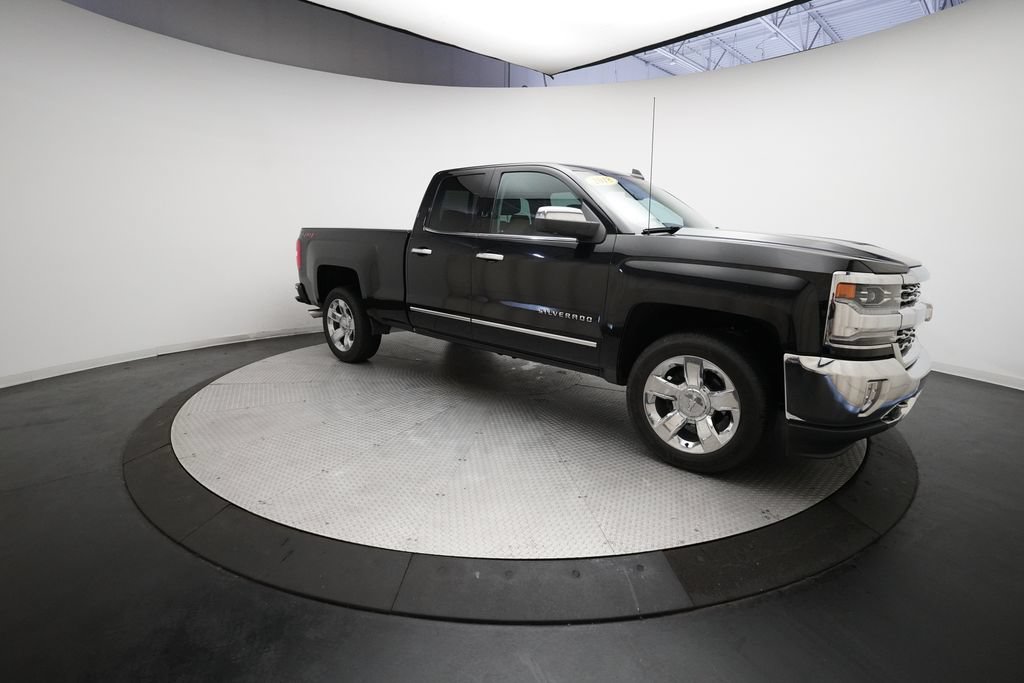 Used 2018 Chevrolet Silverado 1500 LTZ w/ Sport Package AWD/4WD image 34