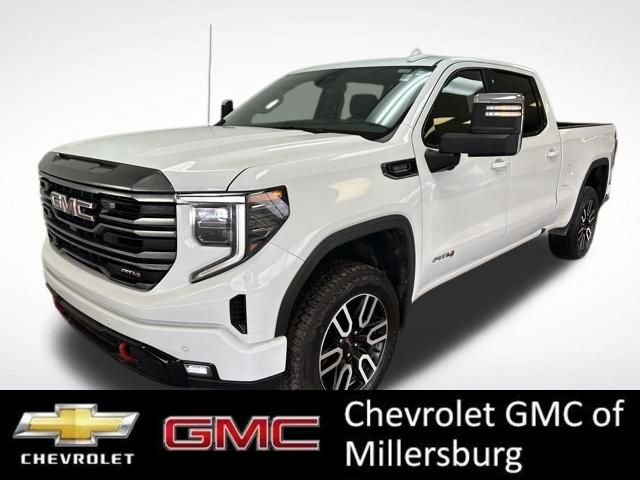 Used 2024 GMC Sierra 1500 AT4 w/ AT4 Premium Package AWD/4WD image 4
