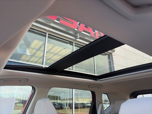 New 2026 Nissan Rogue SV image 25