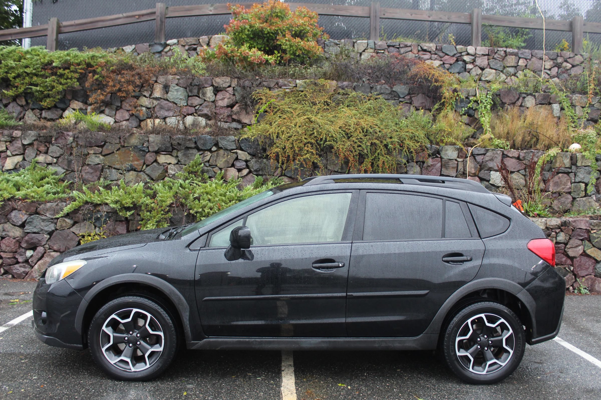 Used 2014 Subaru Crosstrek 2.0i Premium AWD/4WD image 5