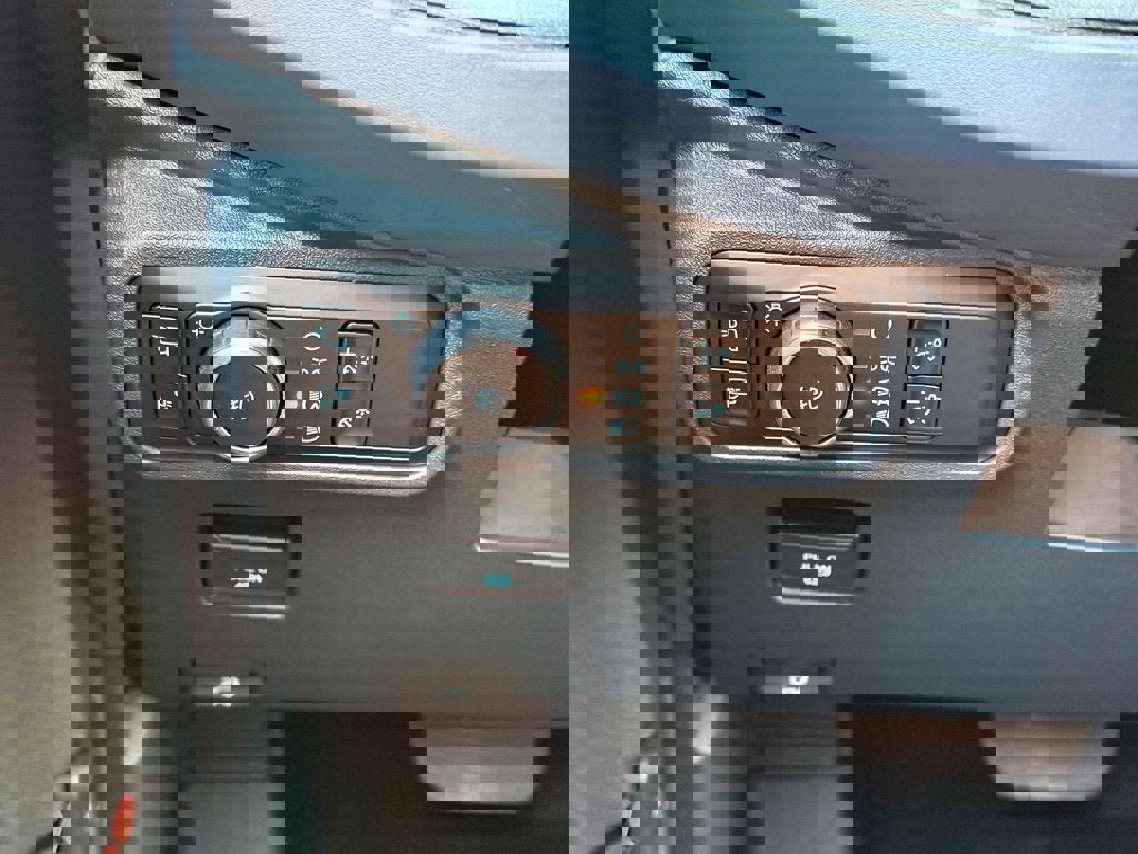 New 2025 Ford Bronco Raptor image 28