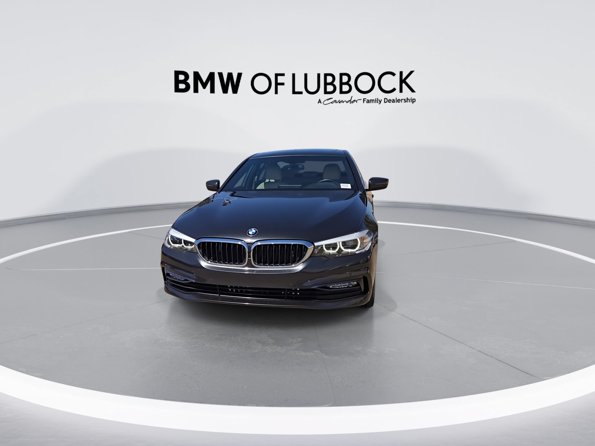 Used 2018 BMW 540i xDrive AWD/4WD image 3
