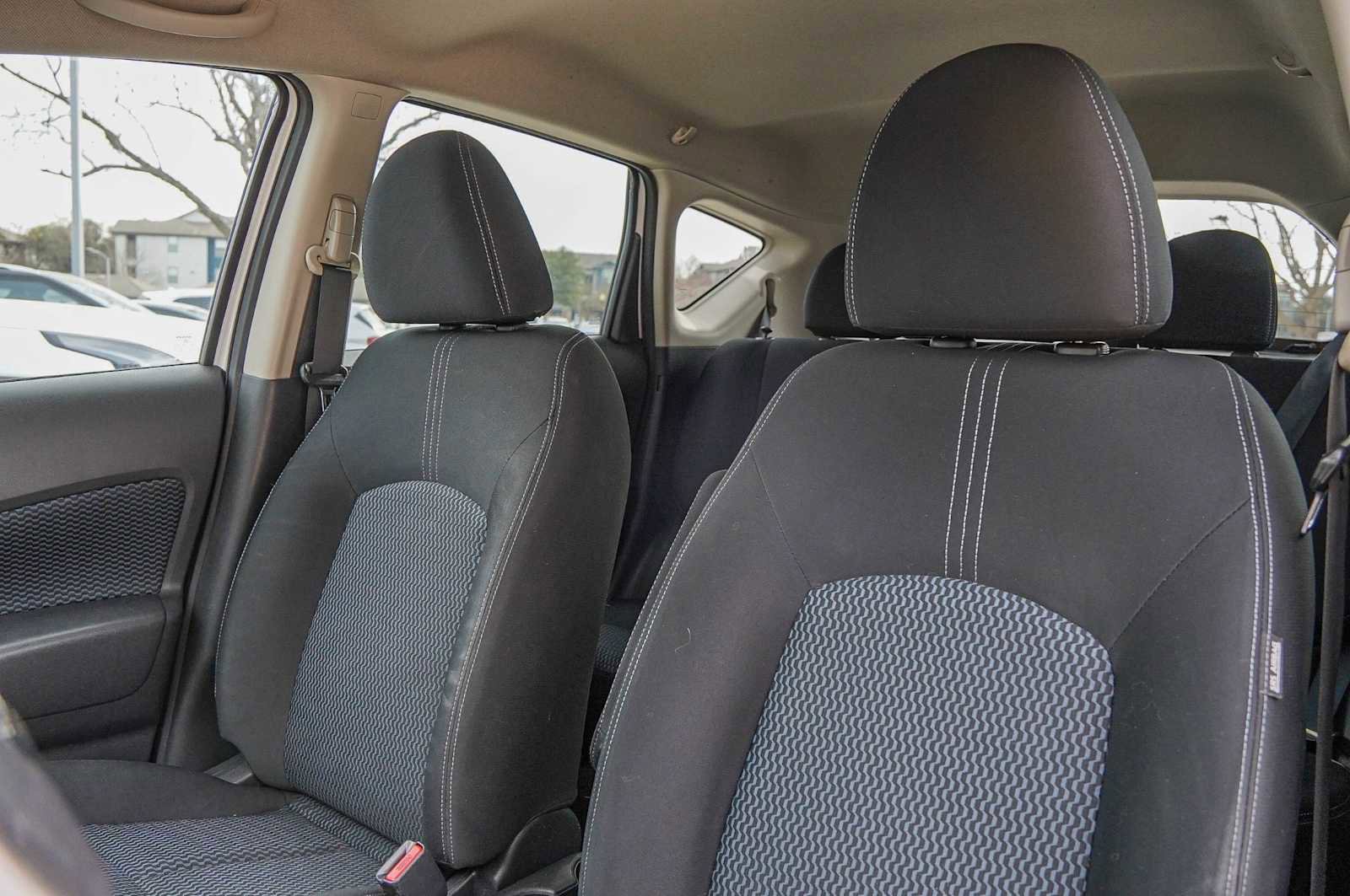 Used 2018 Nissan Versa Note SV image 11