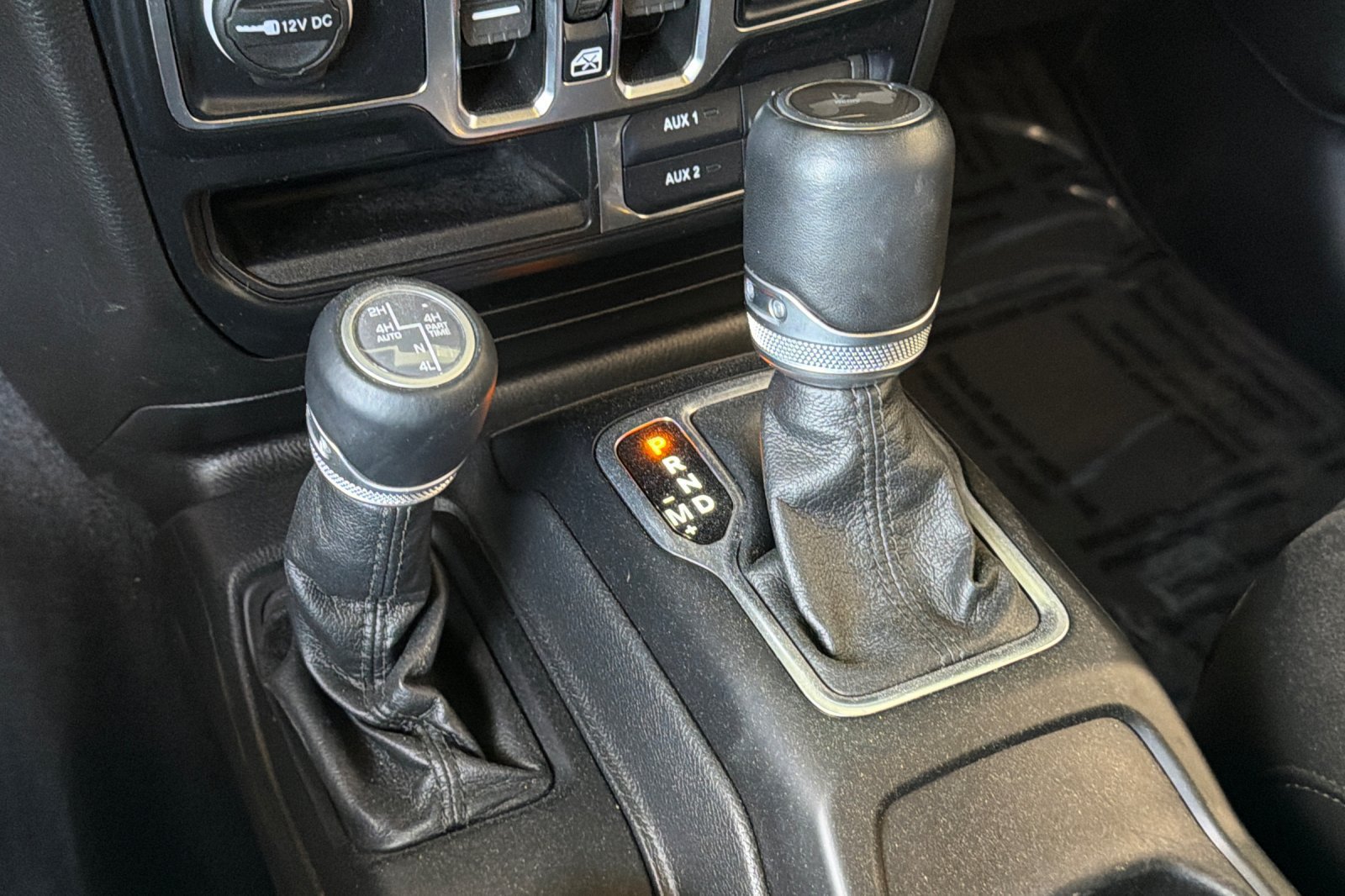 Used 2021 Jeep Wrangler Unlimited Sahara AWD/4WD image 27