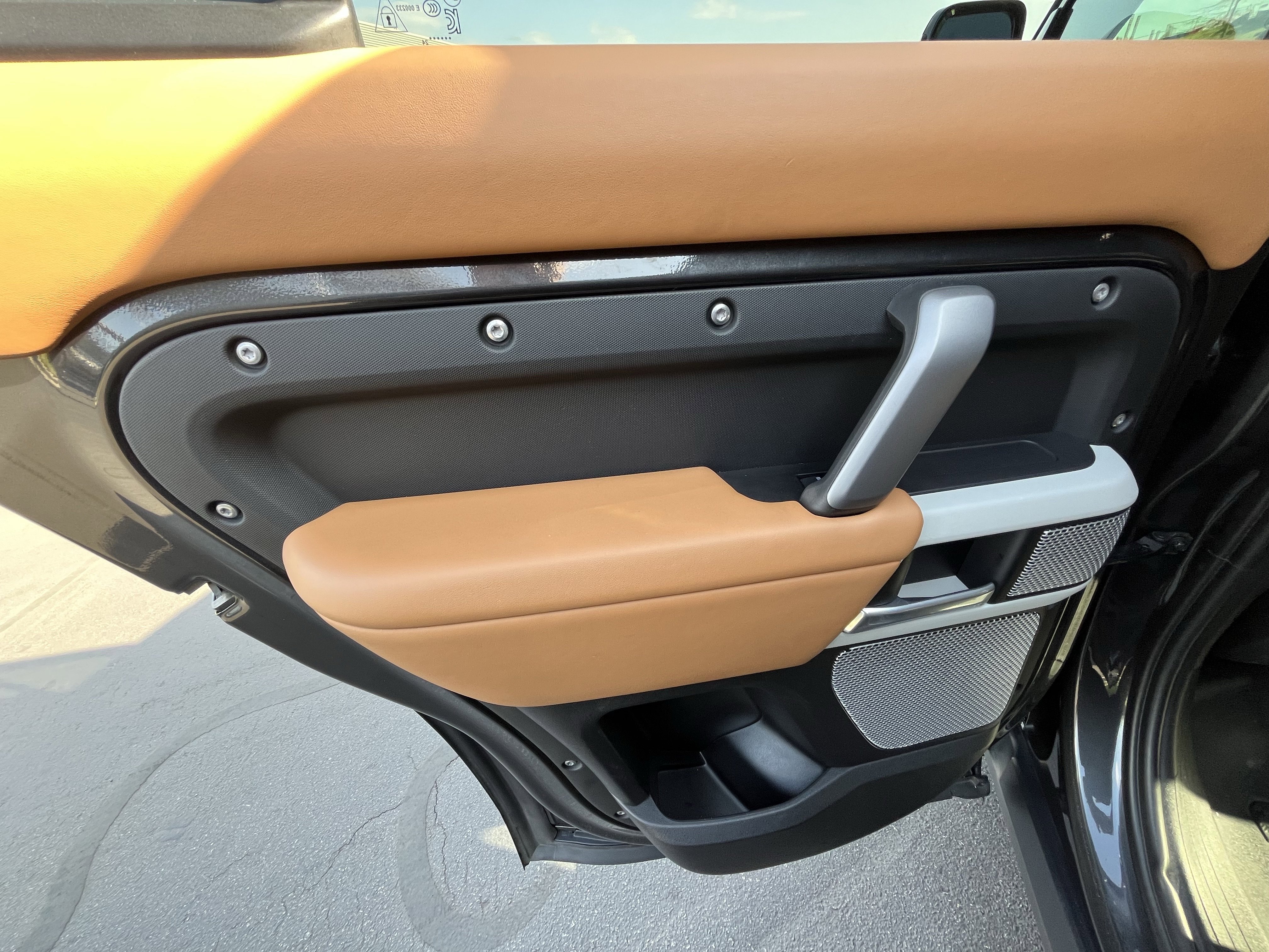 Certified 2024 Land Rover Defender 130 X-Dynamic SE AWD/4WD image 25