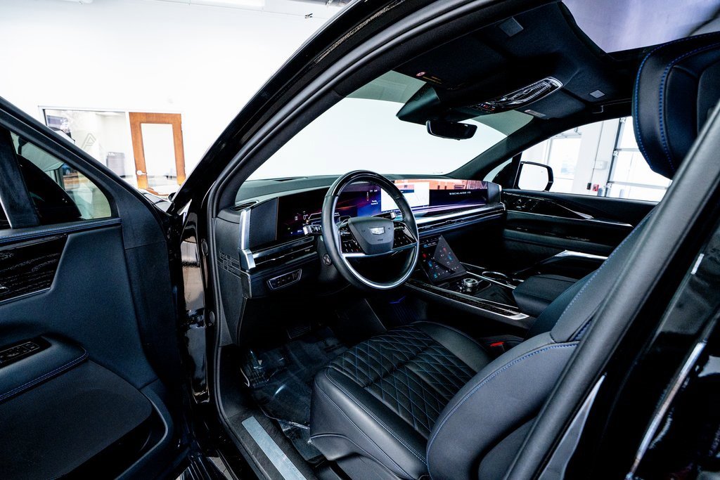 Used 2025 Cadillac Escalade IQ Sport 1 image 38