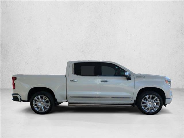 Used 2023 Chevrolet Silverado 1500 High Country w/ High Country Premium Package AWD/4WD image 4