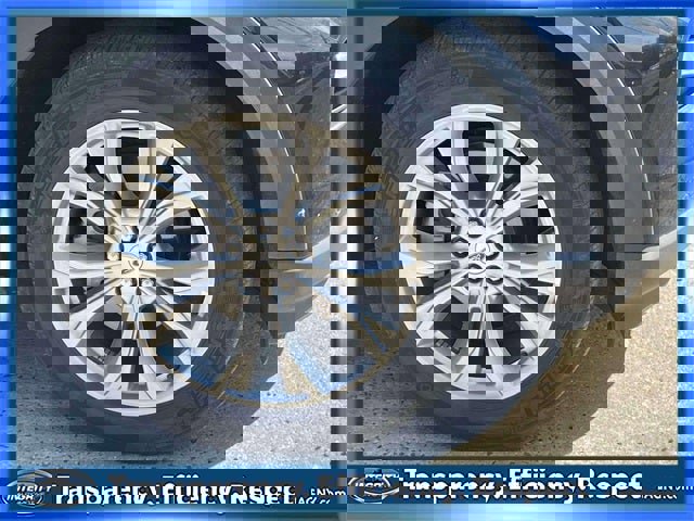 Used 2023 Ford Explorer Limited w/ Equipment Group 301A image 9