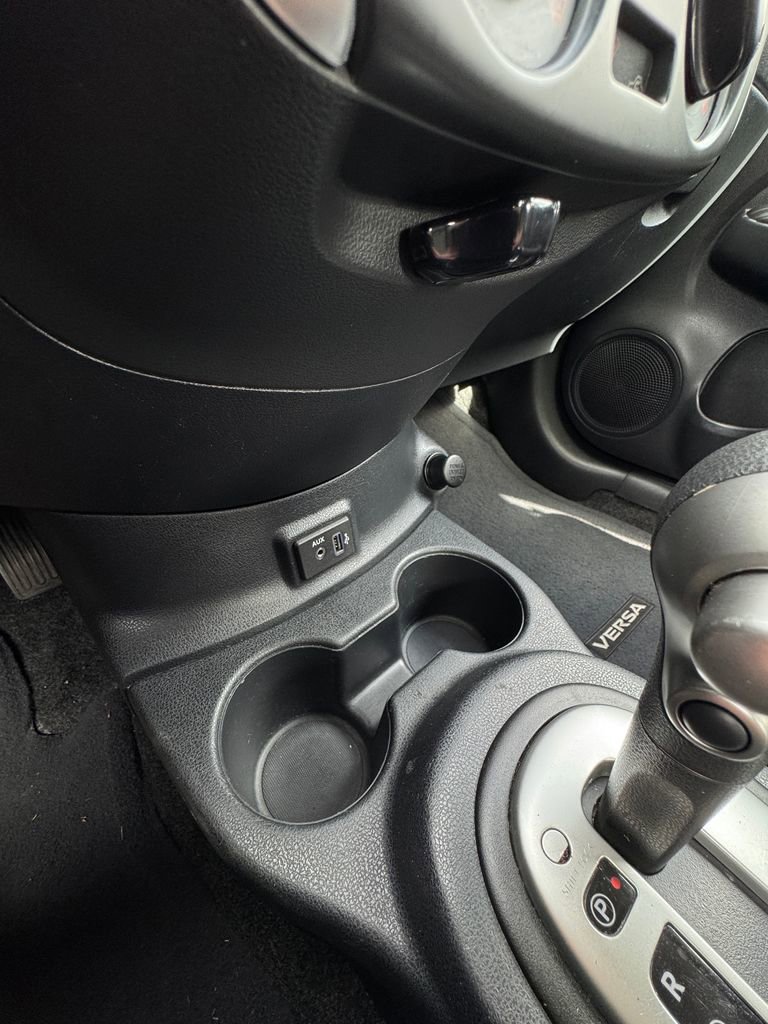 Used 2019 Nissan Versa SV FWD image 21