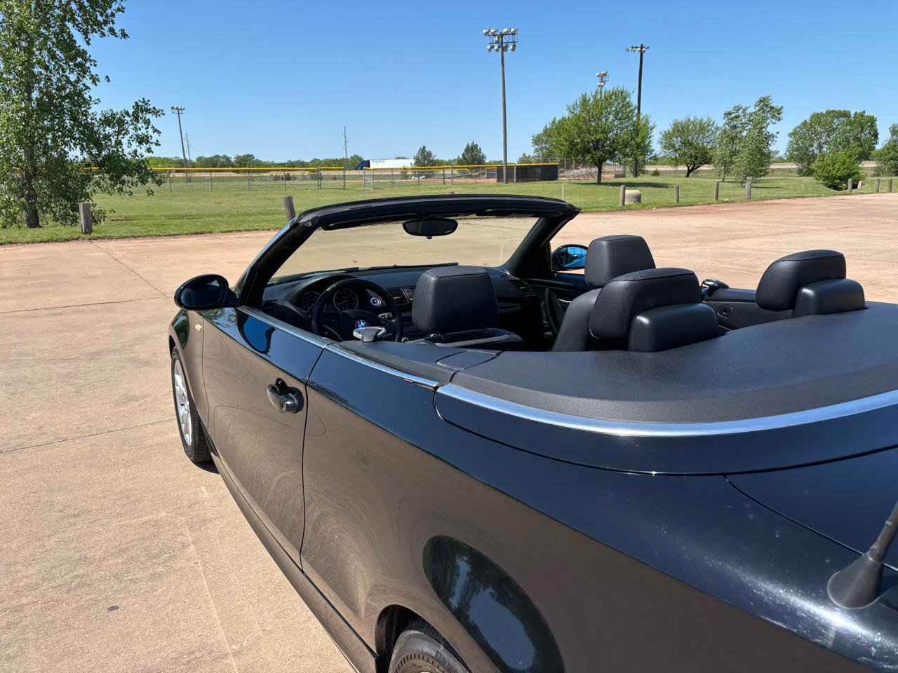 Used 2008 BMW 128i Convertible image 6