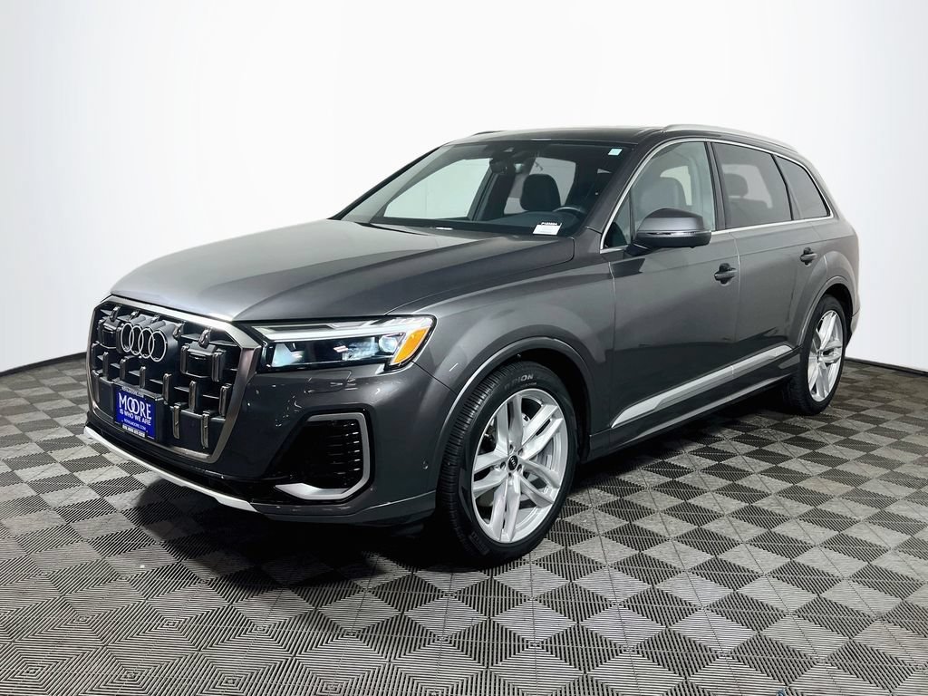 Used 2025 Audi Q7 3.0T Premium Plus w/ Premium Plus Package AWD/4WD image 3