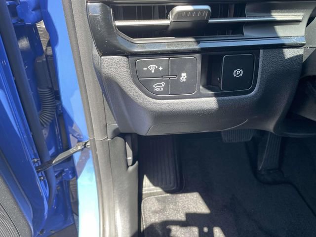 Certified 2026 Kia Sportage EX FWD image 19