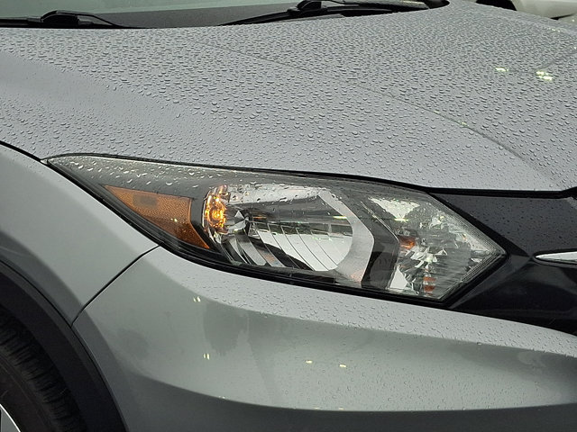 Used 2018 Honda HR-V EX image 9