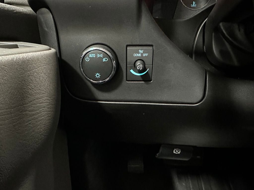 Used 2022 Chevrolet Express 3500 w/ Power Convenience Package image 18