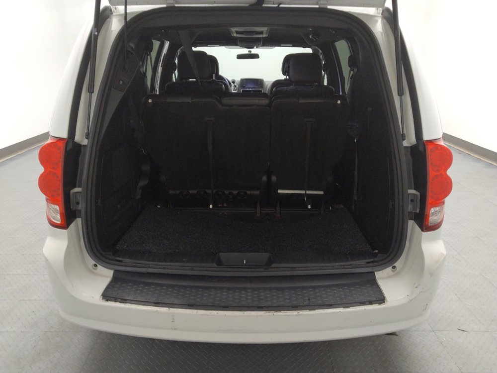 Used 2016 Dodge Grand Caravan R/T FWD image 29
