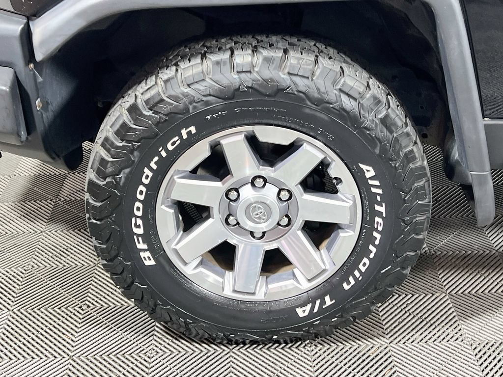 Used 2014 Toyota FJ Cruiser 4WD w/ Convenience Package image 27