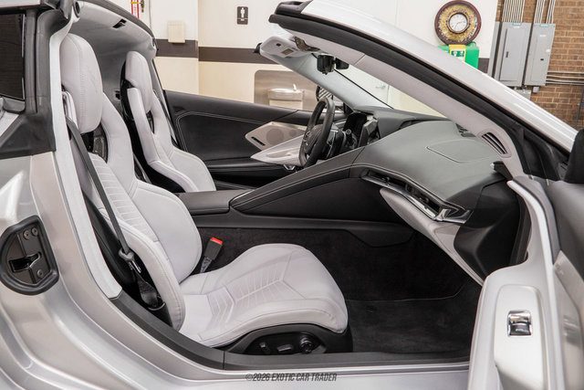 Used 2020 Chevrolet Corvette Stingray Premium Cpe w/ 3LT Preferred Equipment Group image 69