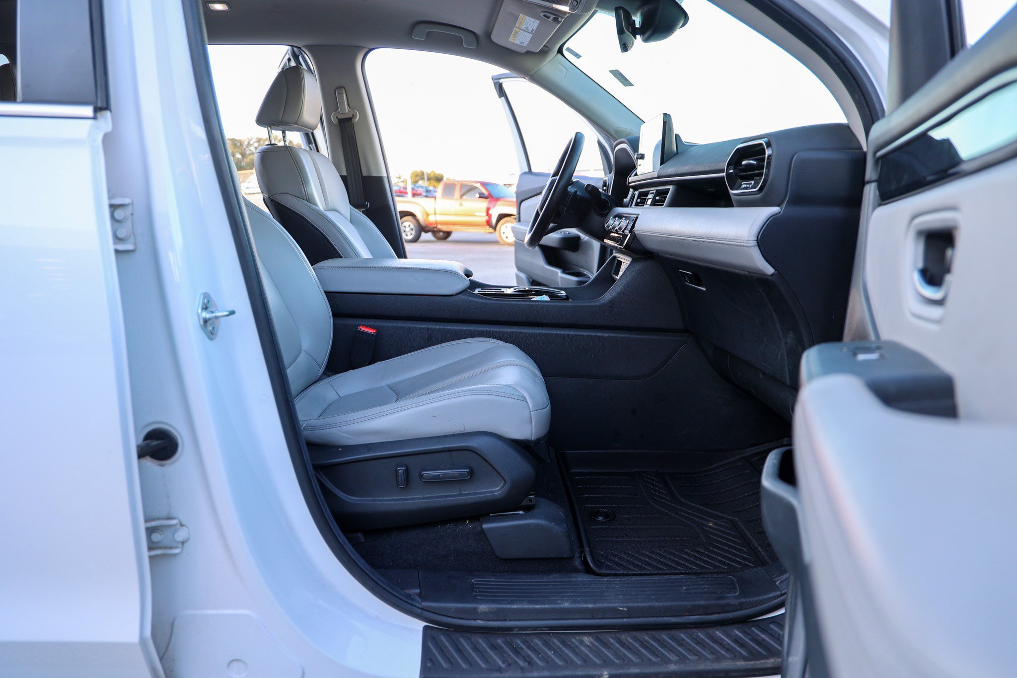 Used 2024 Honda Pilot EX-L image 41
