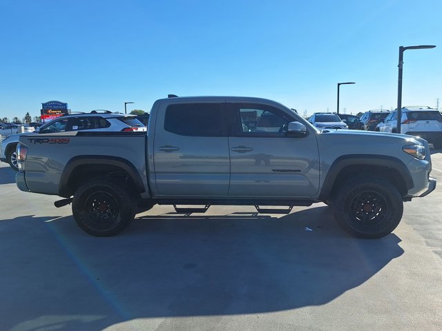 Used 2023 Toyota Tacoma TRD Off-Road image 4