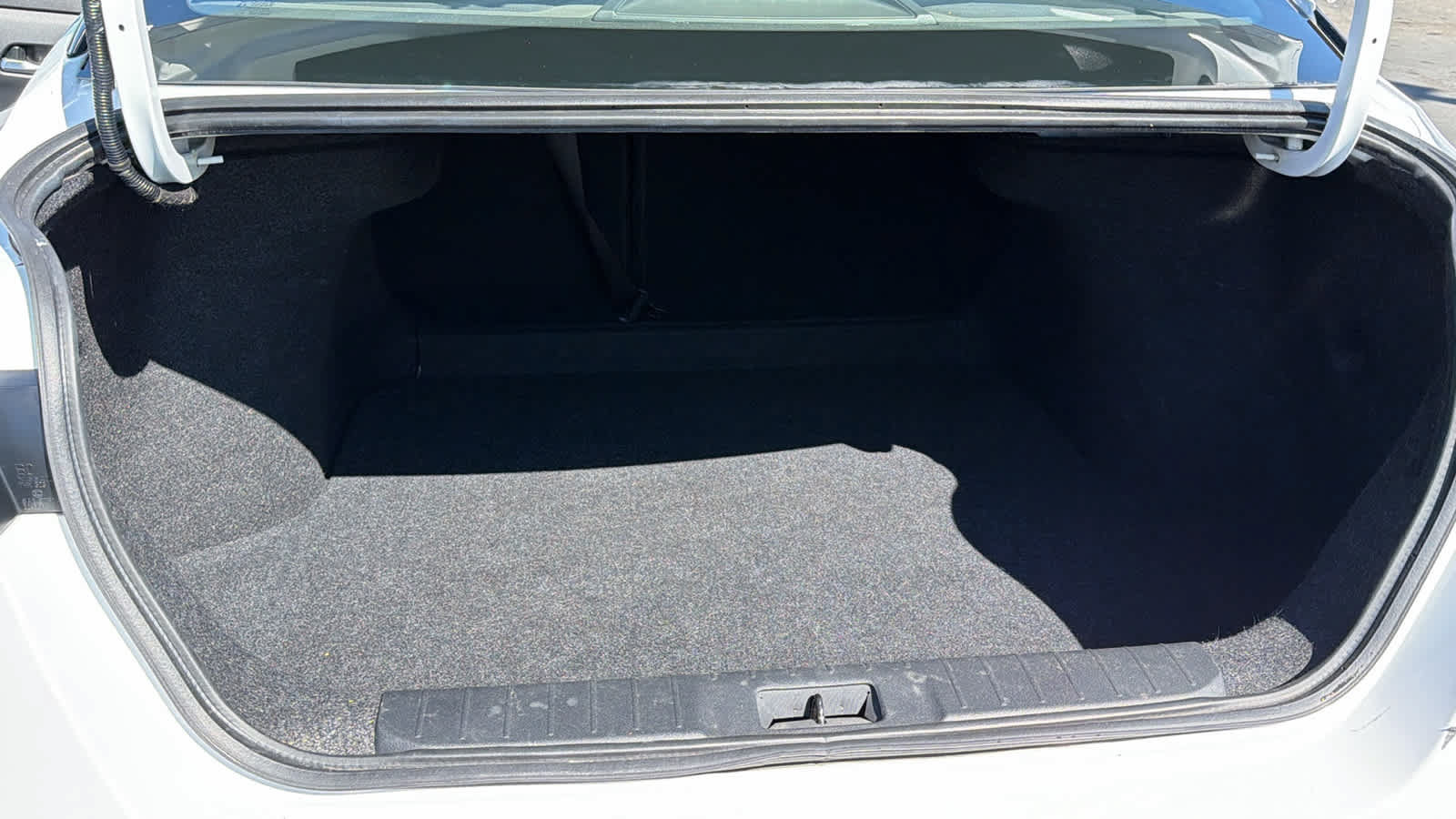 Used 2022 Nissan Sentra SV FWD image 27