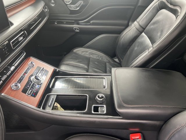 Used 2021 Lincoln Aviator Reserve w/ Equipment Group 201A image 14