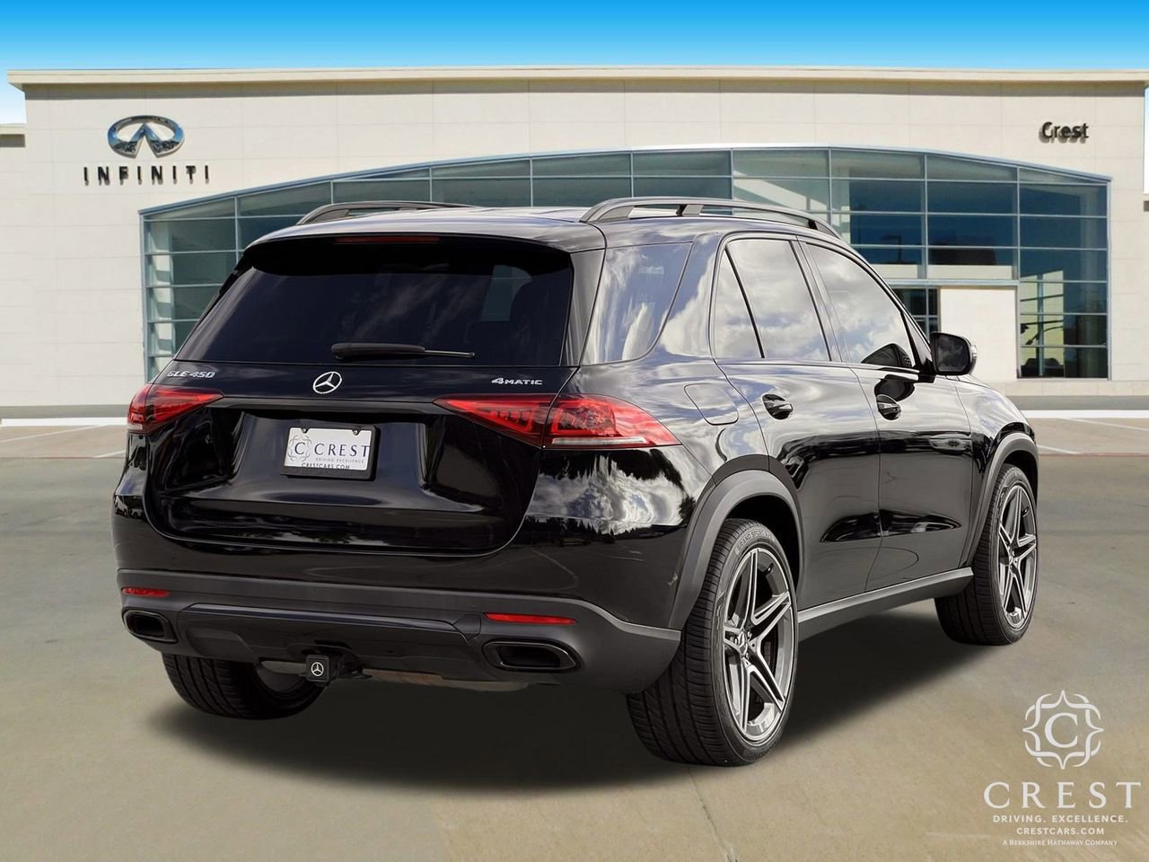 Used 2020 Mercedes-Benz GLE 450 4MATIC w/ Premium Package image 3