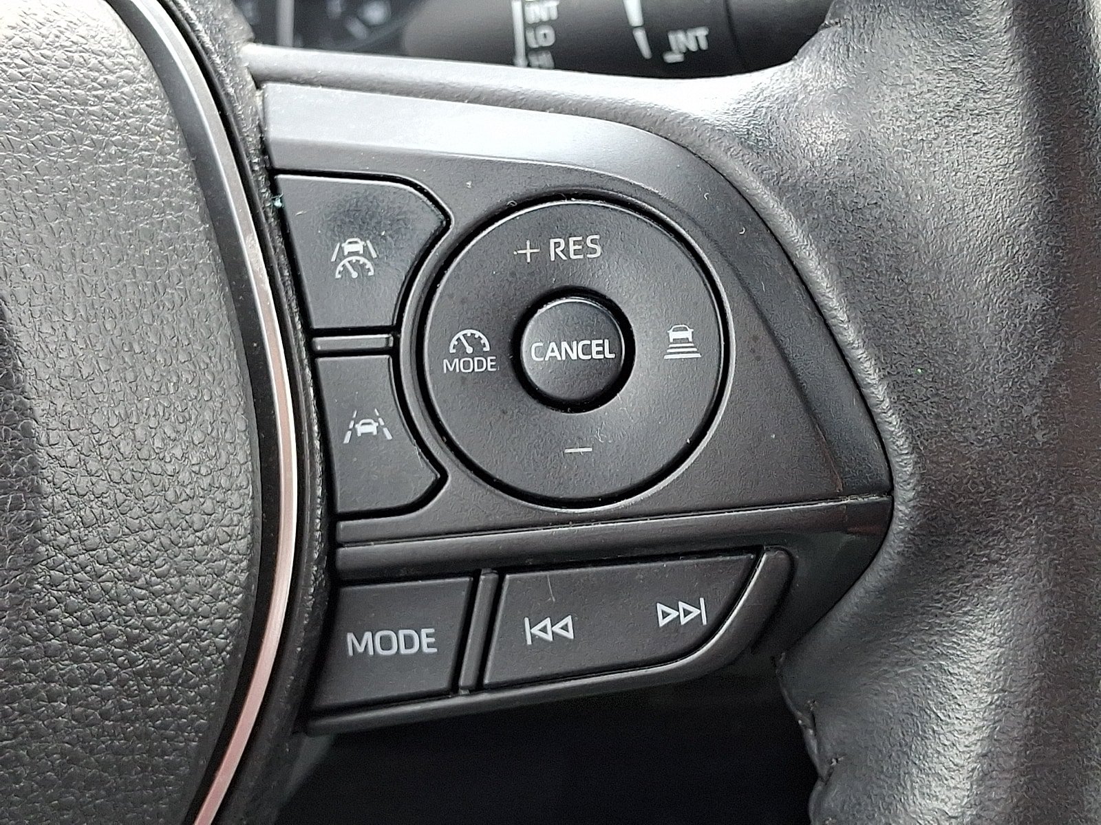 Used 2023 Toyota Corolla SE FWD image 23
