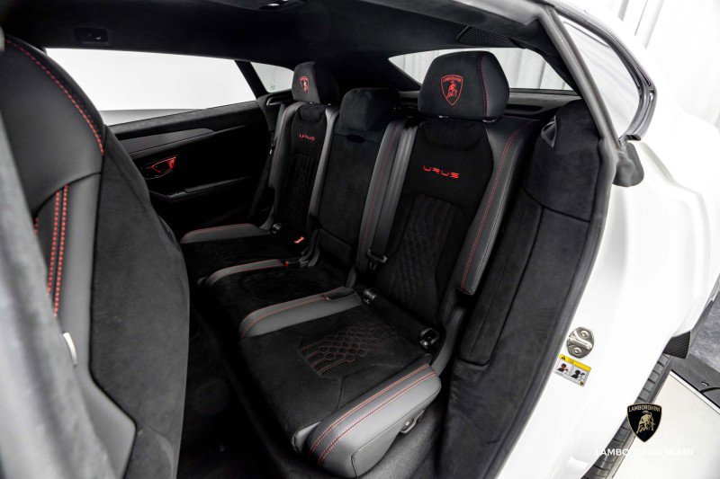 Used 2023 Lamborghini Urus Performante image 51