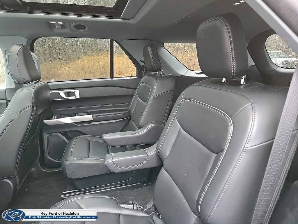 Used 2023 Ford Explorer XLT w/ Equipment Group 202A image 50