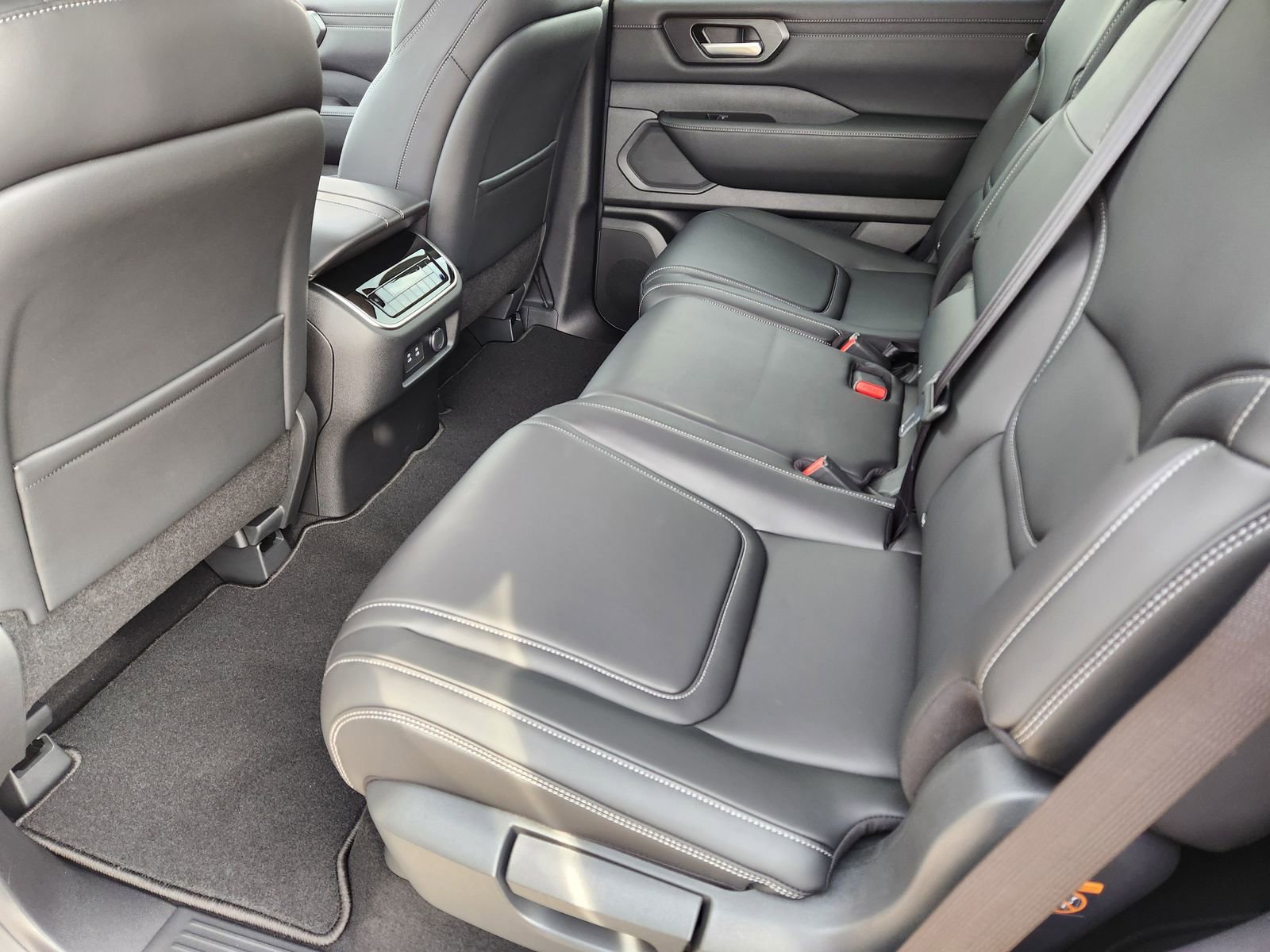 New 2026 Nissan Armada SV AWD/4WD image 25