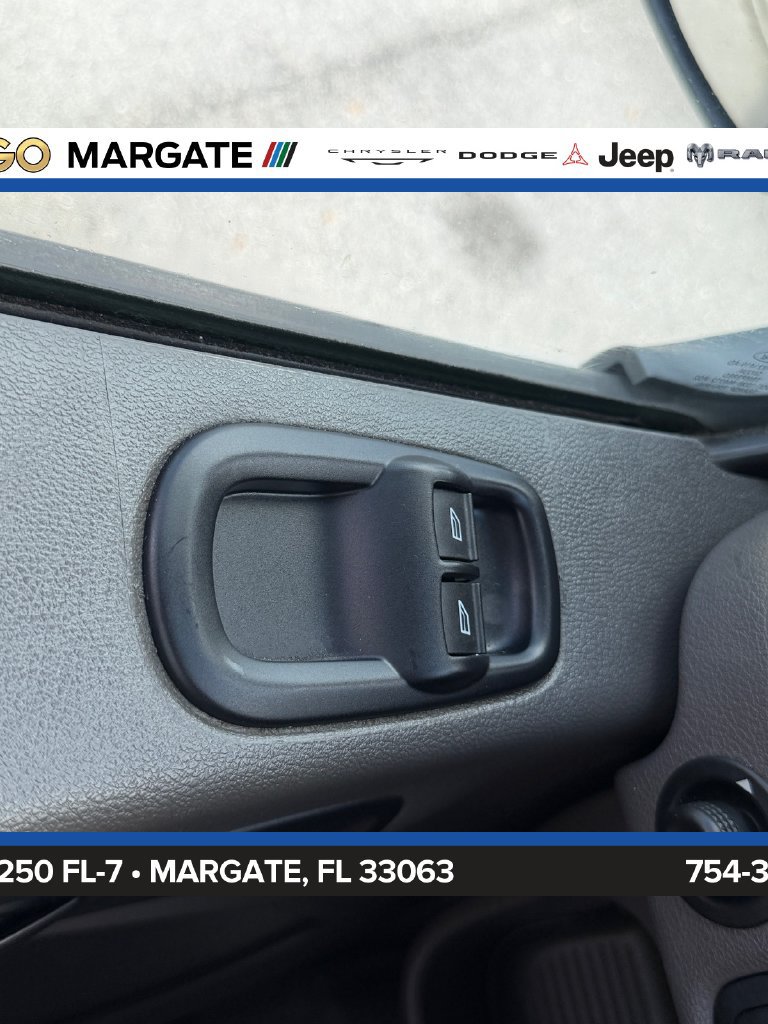 Used 2020 Ford Transit 250 Medium Roof w/ Load Area Protection Package RWD image 28