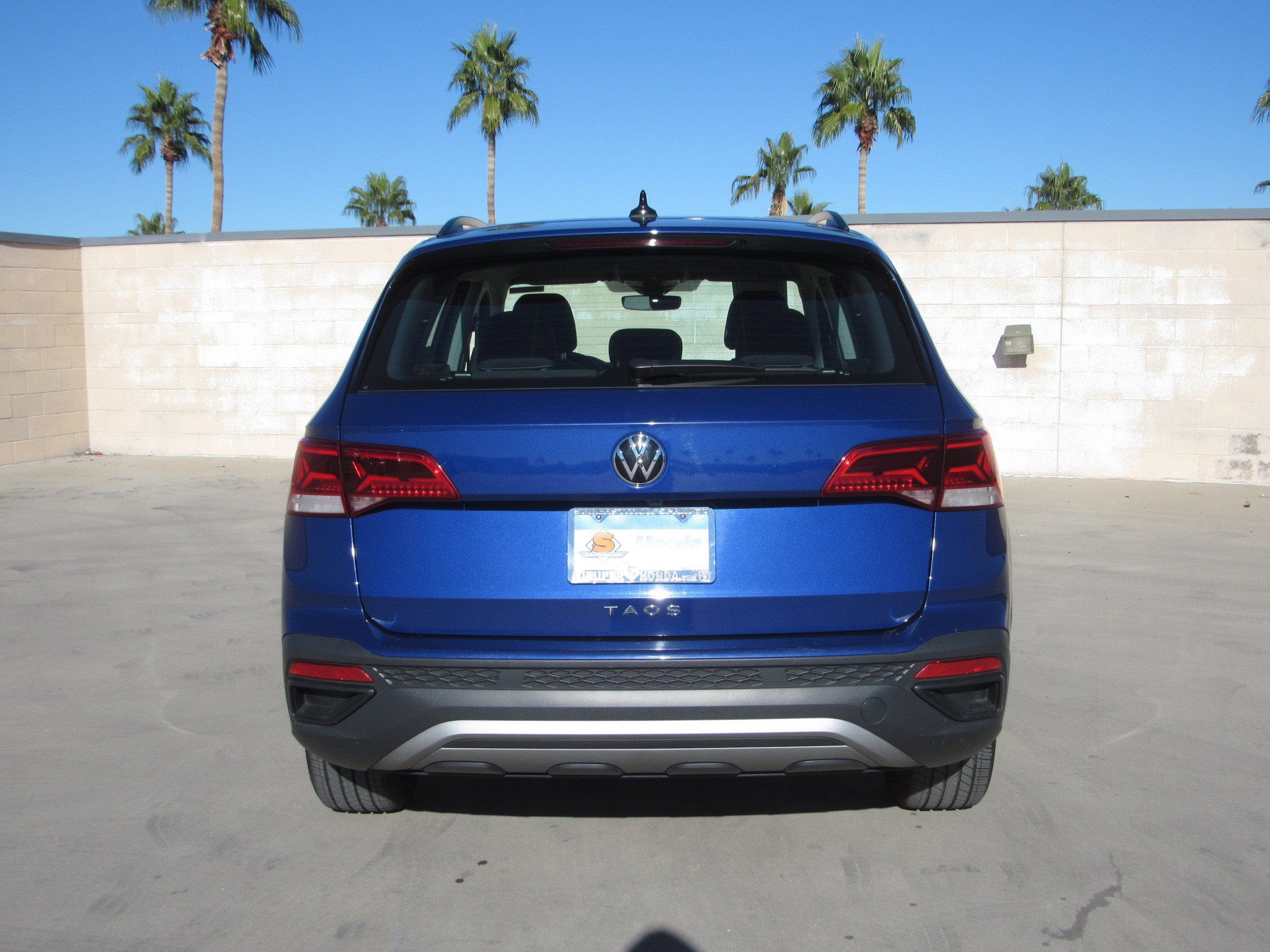 Used 2024 Volkswagen Taos S image 7