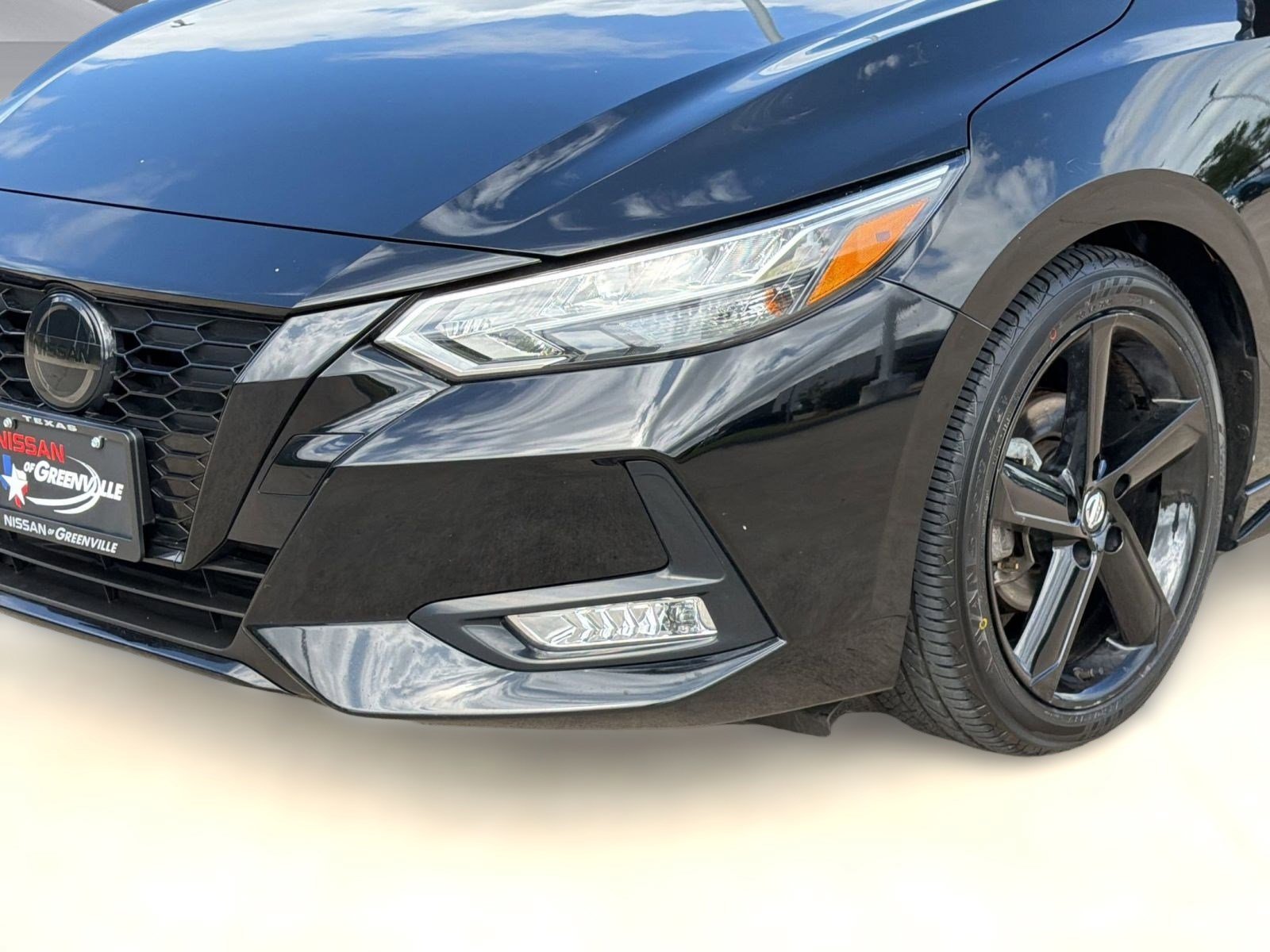 Used 2023 Nissan Sentra SR w/ Midnight Edition Package image 11