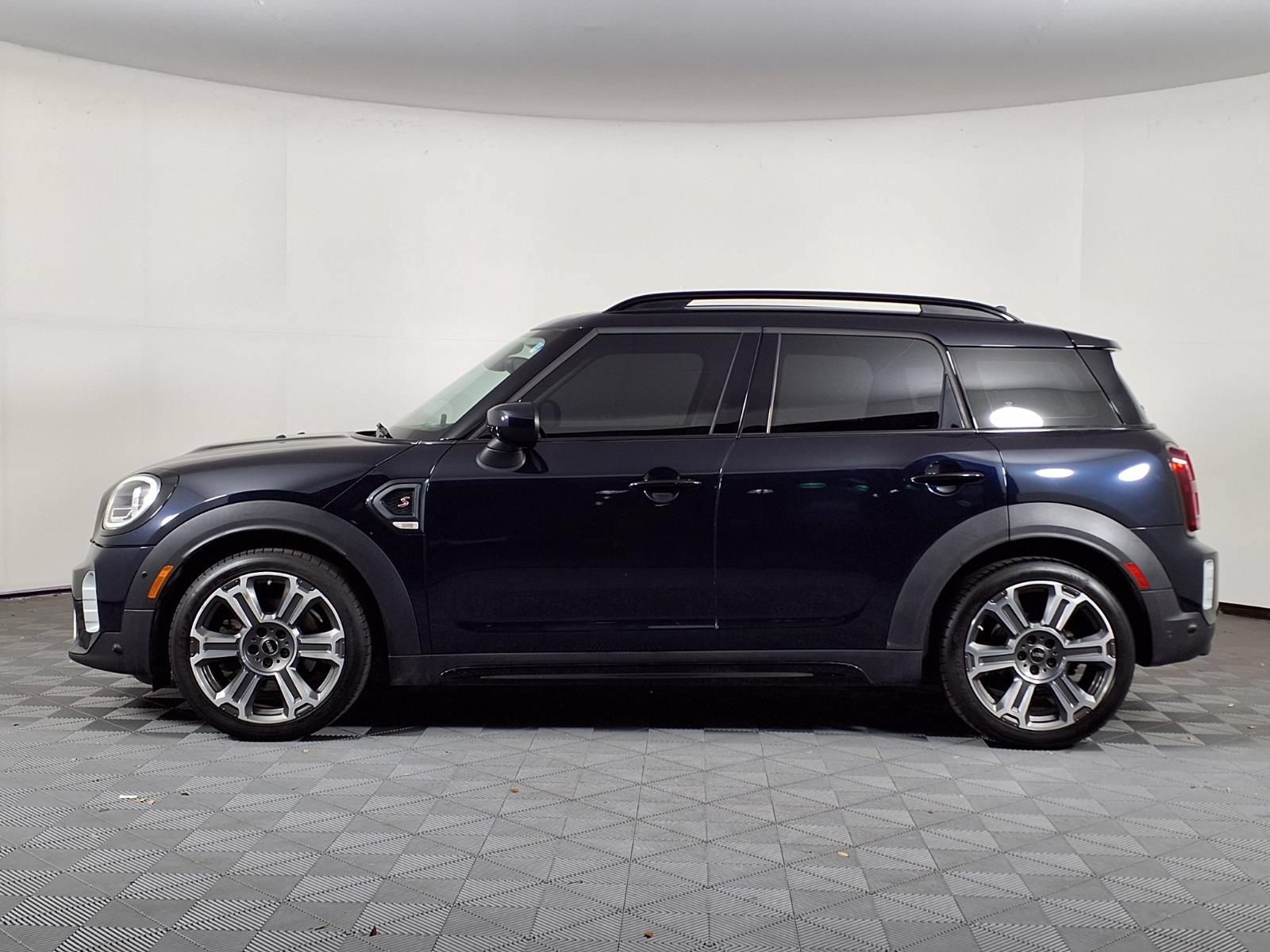 Used 2022 MINI Cooper Countryman S w/ Convenience Package AWD/4WD image 4