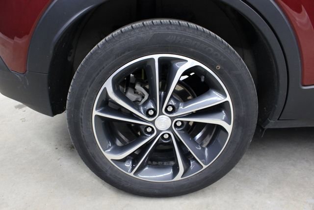 Used 2023 Buick Encore GX Select AWD/4WD image 54