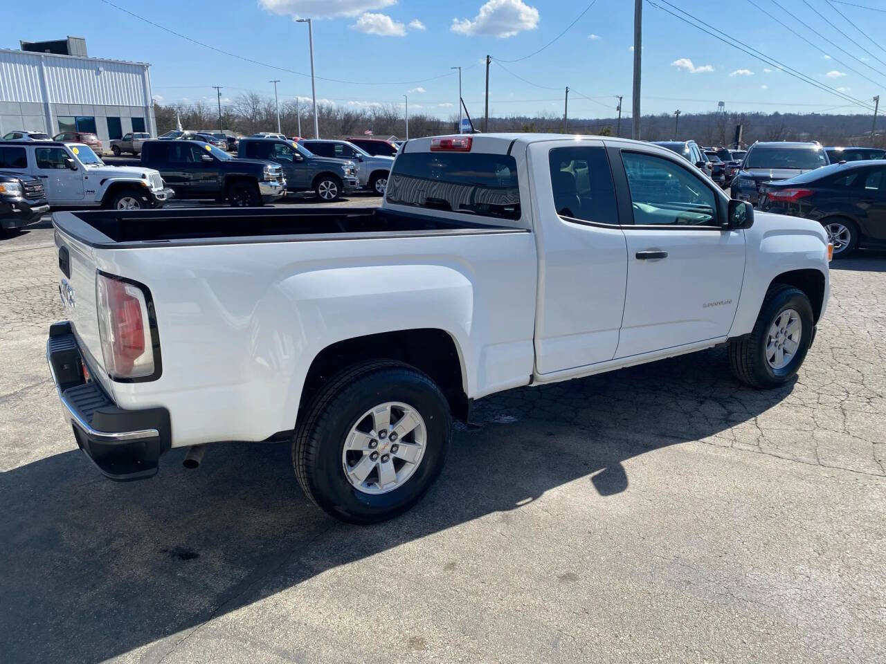 Used 2020 GMC Canyon W/T w/ Convenience Package image 5