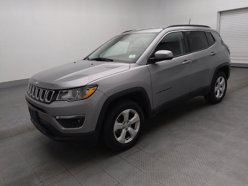 Used 2018 Jeep Compass Latitude w/ Popular Equipment Group image 2