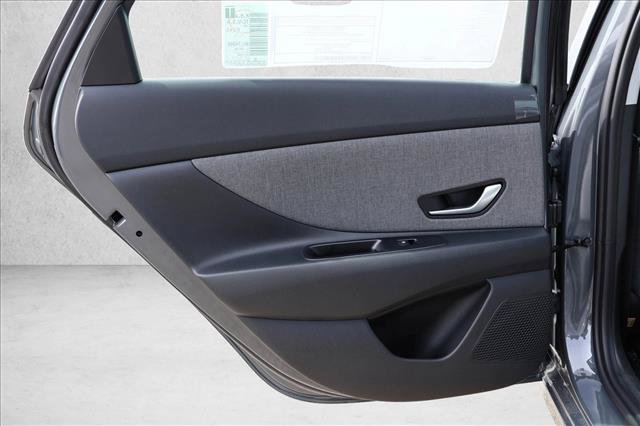 New 2026 Hyundai Elantra Limited FWD image 23
