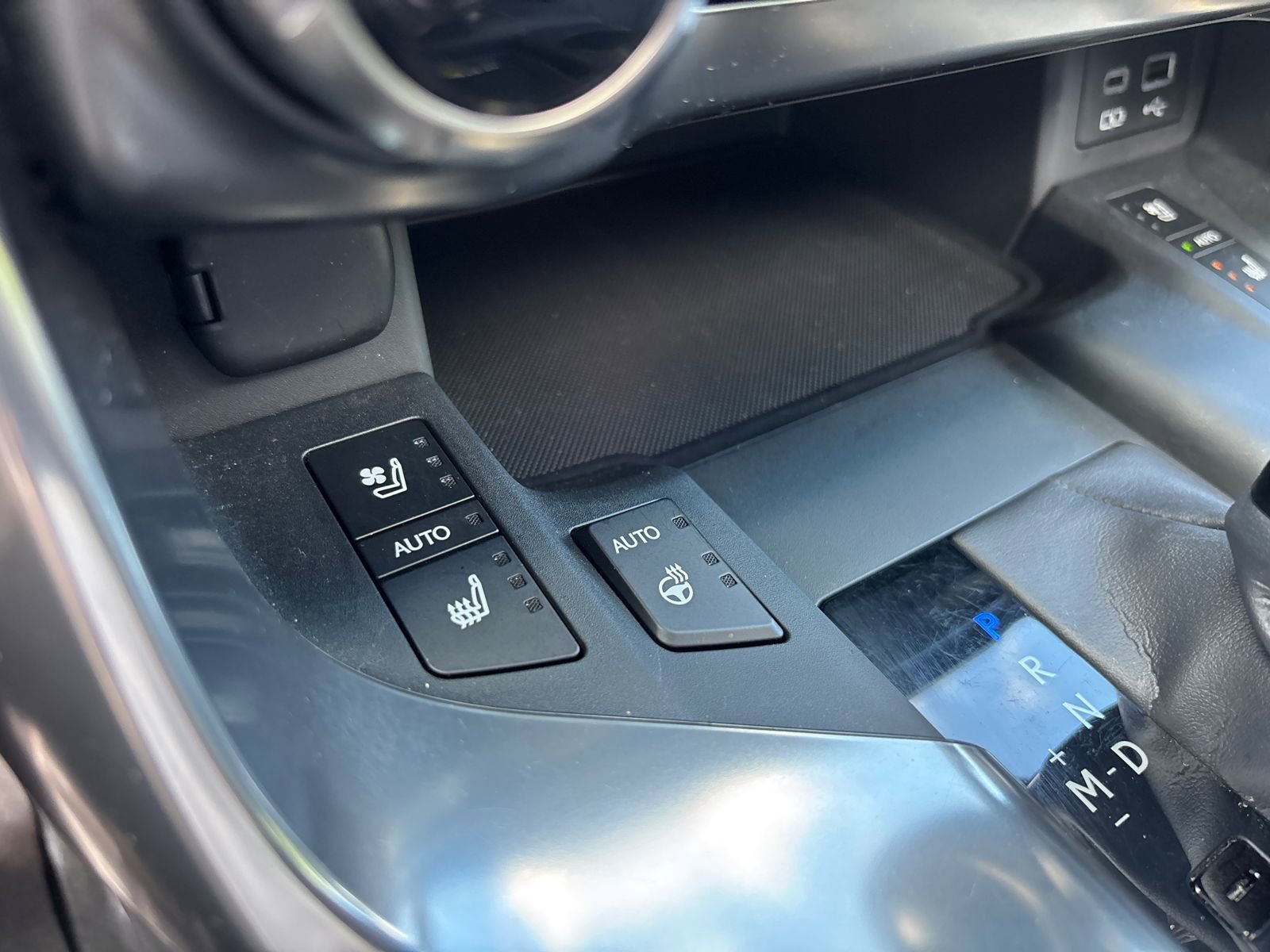 Used 2024 Lexus LX 600 4WD w/ Appearance Package image 23