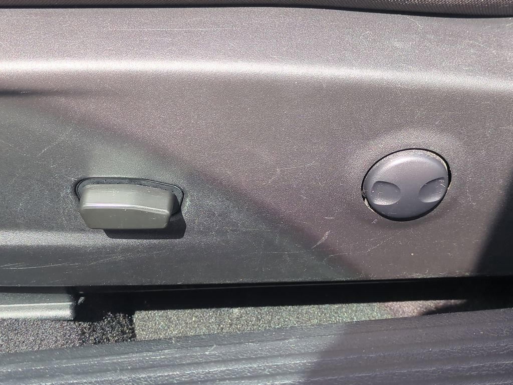 Used 2022 Dodge Challenger GT image 20