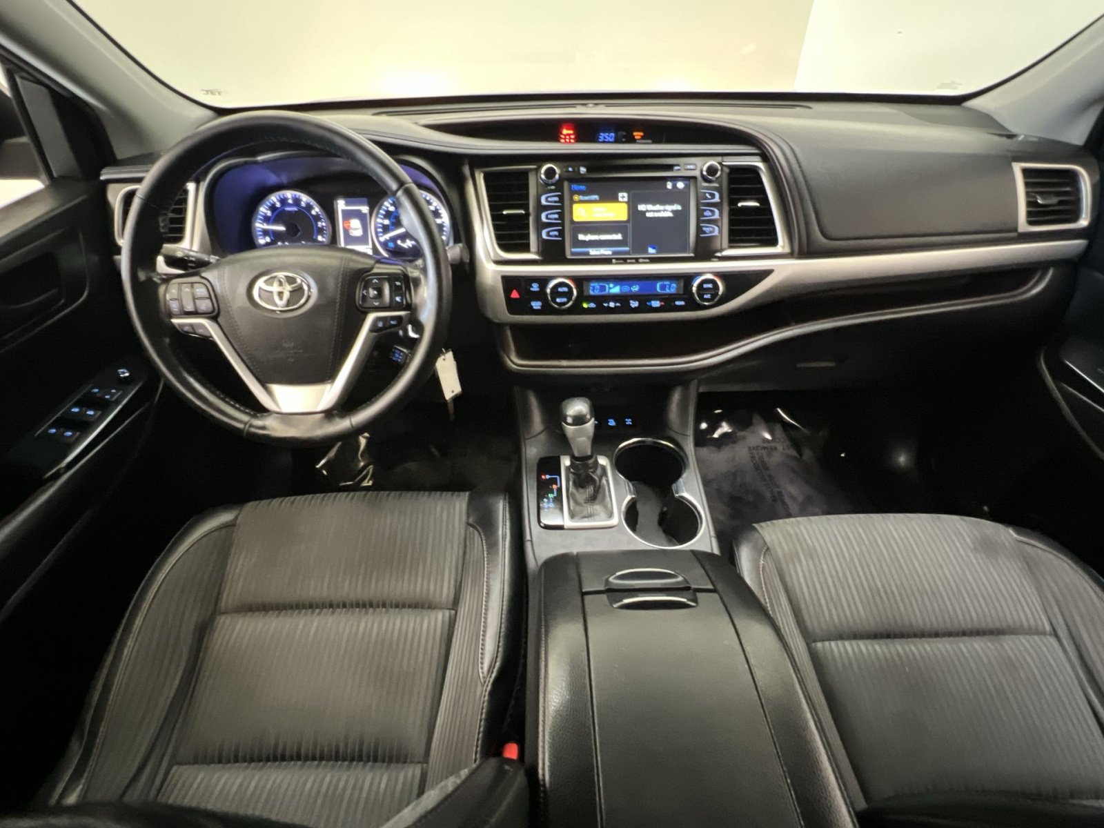 Used 2019 Toyota Highlander Plus AWD/4WD image 22