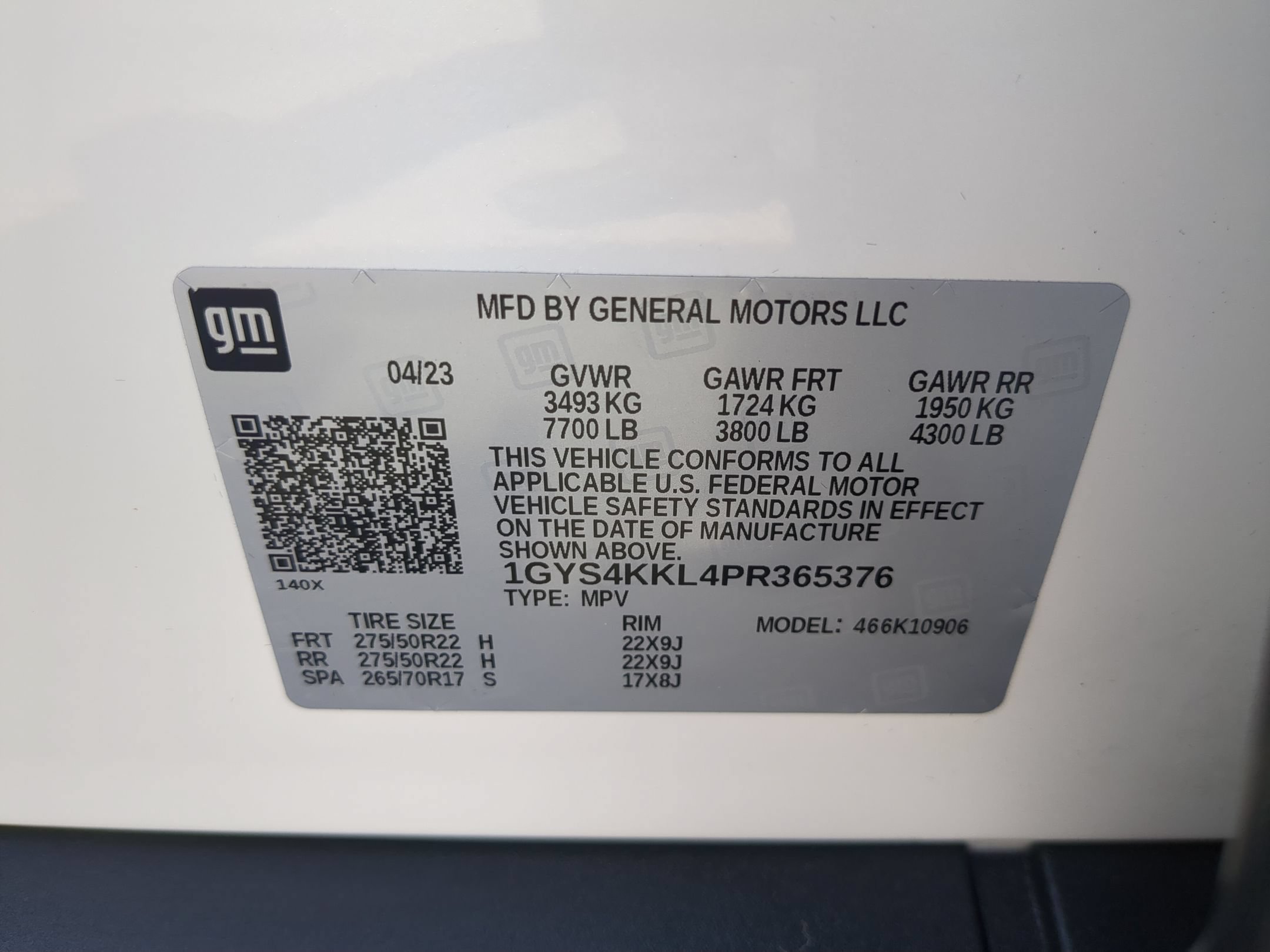 Certified 2023 Cadillac Escalade ESV Premium Luxury w/ LPO, Radiant Package AWD/4WD image 34