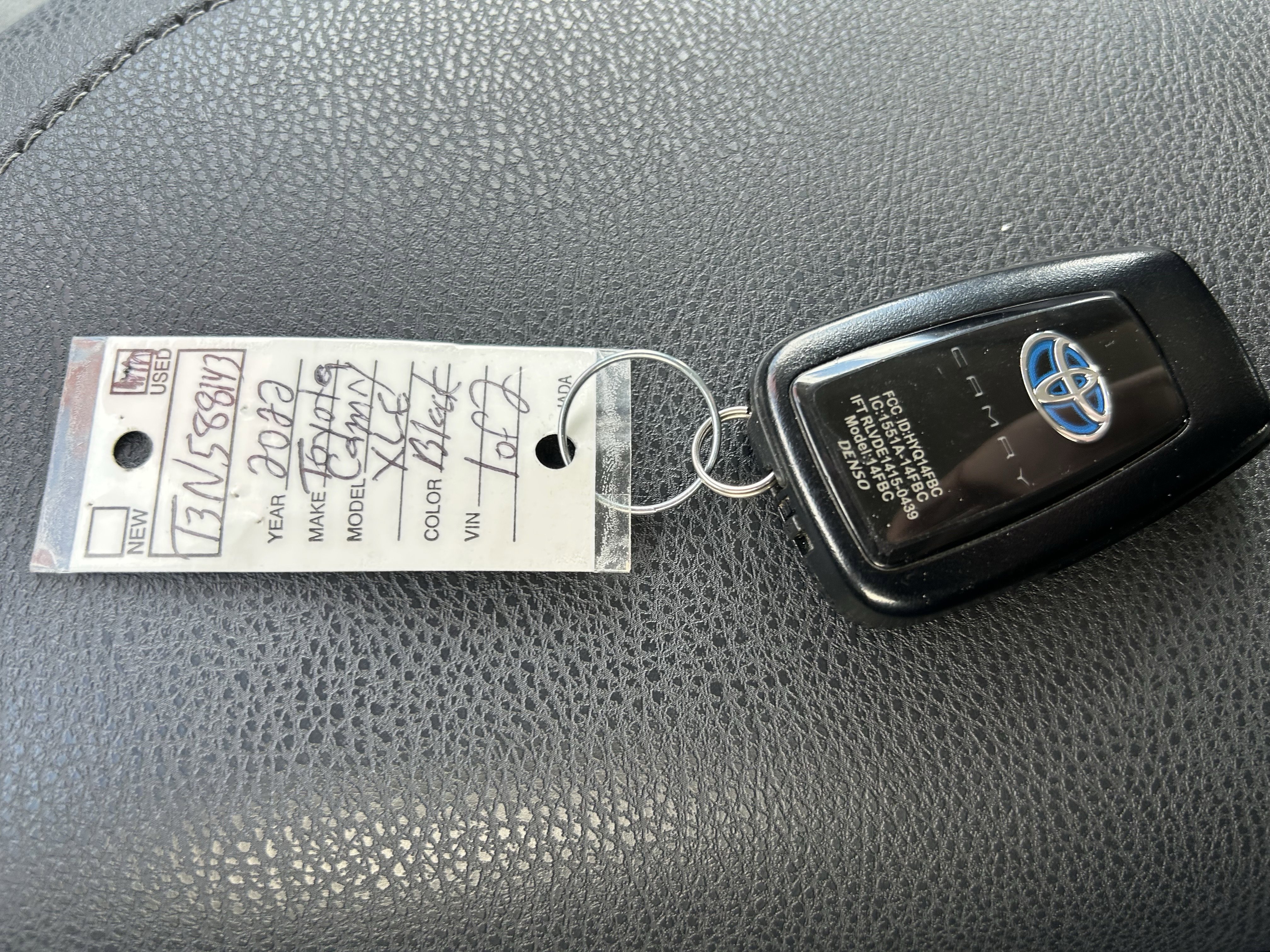 Certified 2022 Toyota Camry XLE w/ Navigation Upgrade Package image 32