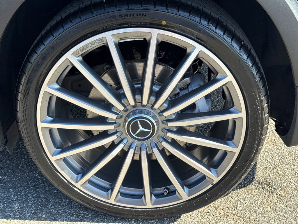 Used 2021 Mercedes-Benz GLB 35 AMG 4MATIC image 19