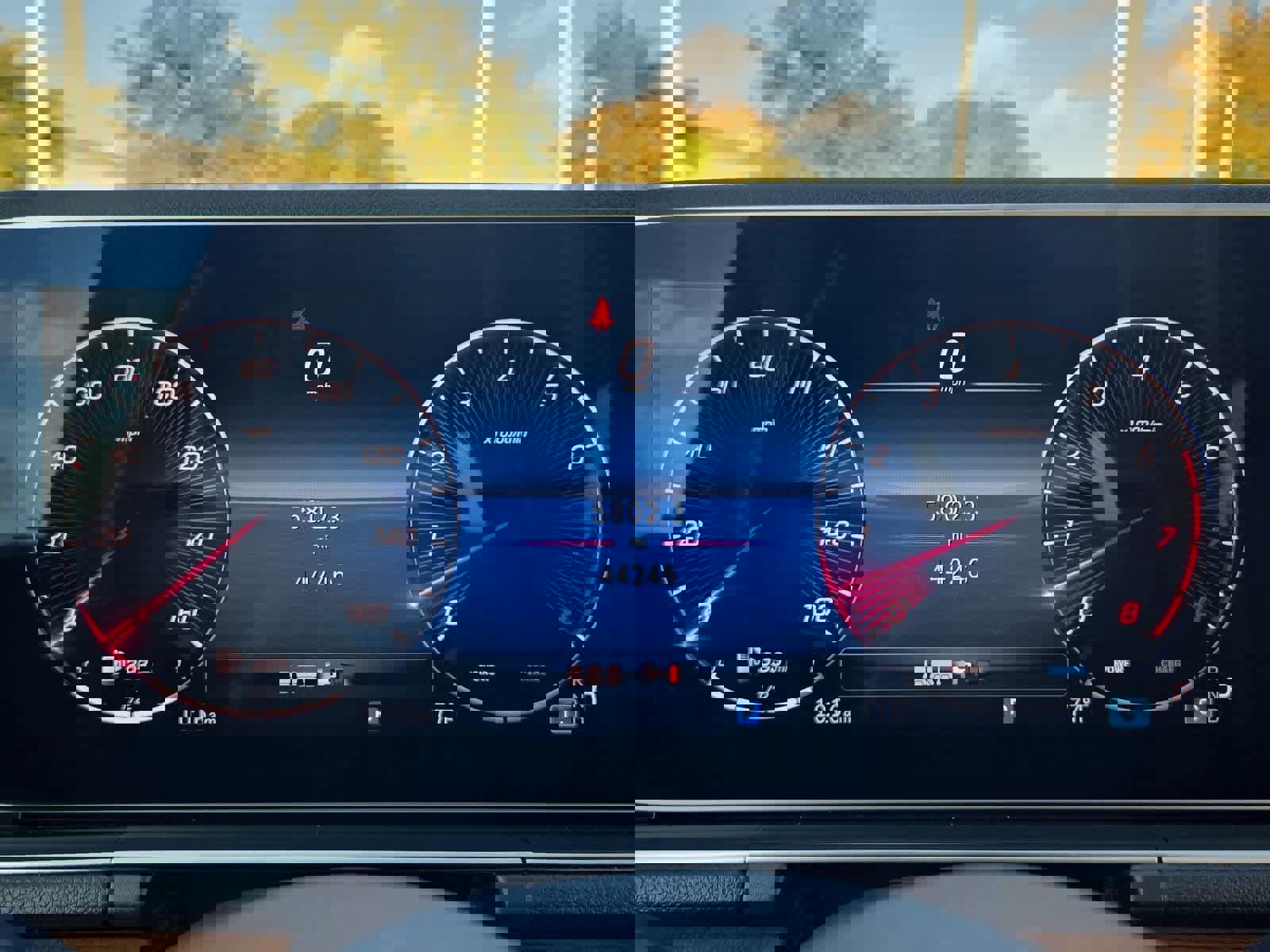 Used 2024 Mercedes-Benz GLE 450 4MATIC image 32