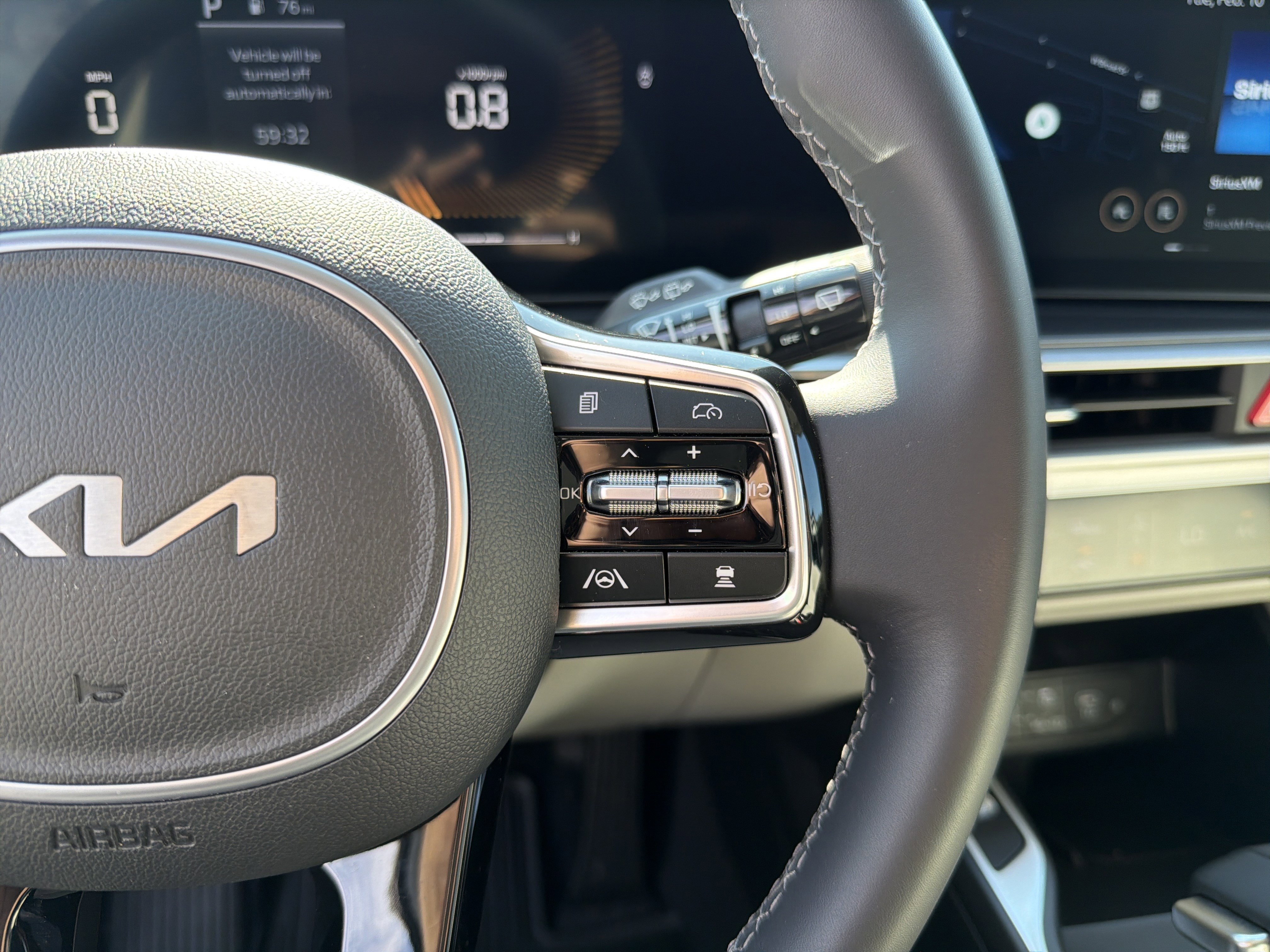 Used 2025 Kia Sorento EX w/ Panoramic Sunroof Package image 35