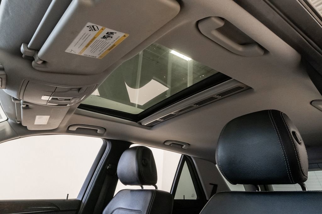 Used 2012 Mercedes-Benz ML 350 4MATIC image 9