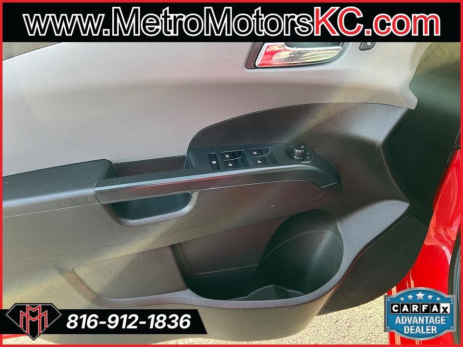 Used 2014 Chevrolet Sonic LT w/ Fun and Sun Package image 21